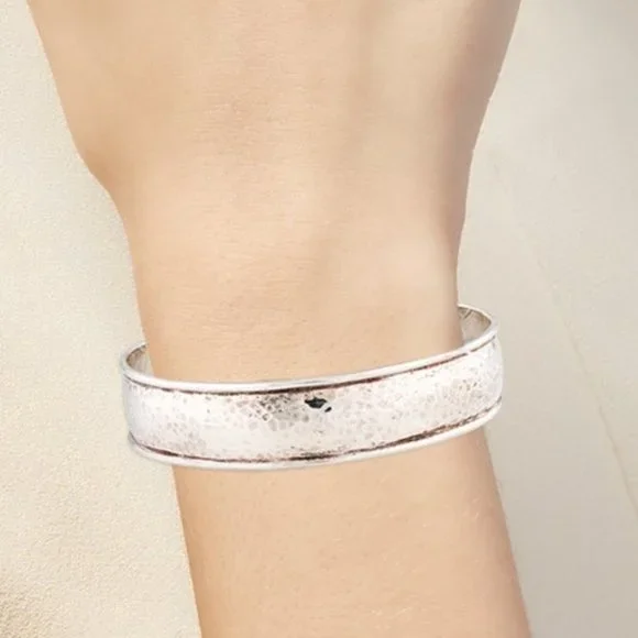 IPPOLITA STERLING SILVER 925 HAMMERED GODDESS BANGLE BRACELET - Picture 5 of 6